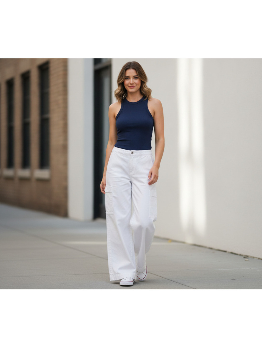 American Eagle White Wide Leg Cargo Pants Size 16 Regular